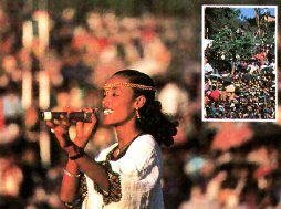 Singer from the Circus Tigre ( Selamta)